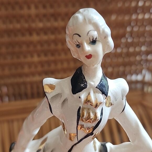Vintage 1950's Wales Porcelain Figurine 8" Tall Victorian Gold Trim - Picture 8 of 12